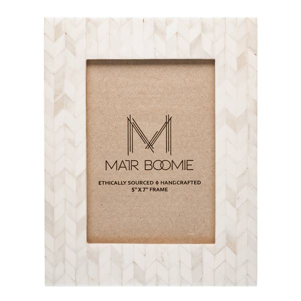 Matr Boomie Fair Trade - Artemis 5x7 Picture Frame - Handcrafted Bone